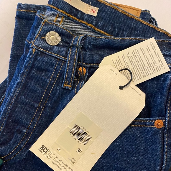 NWT Levi’s Premium Wedgie straight leg jean woman size 26 - Picture 3 of 7